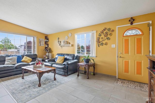 2158 Sherry Ln, Twin Falls, ID 83301
