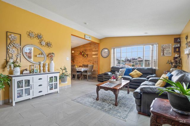 2158 Sherry Ln, Twin Falls, ID 83301