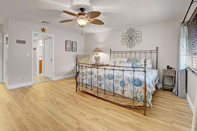 1734 Lakefront Boulevard B, Fort Pierce, FL 34982