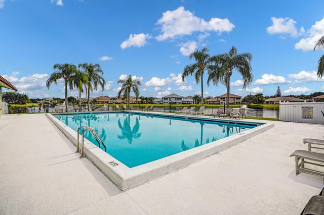 1734 Lakefront Boulevard B, Fort Pierce, FL 34982