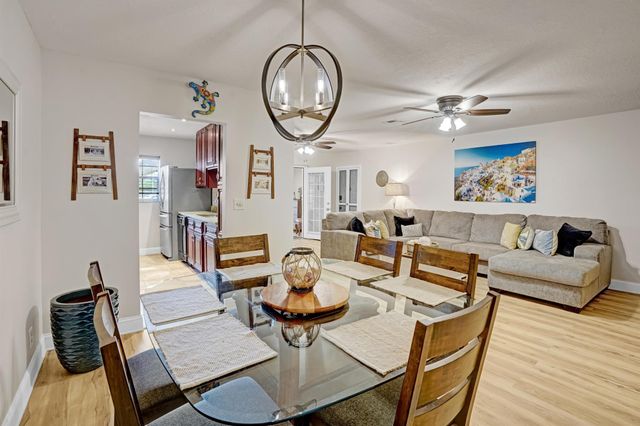 1734 Lakefront Boulevard B, Fort Pierce, FL 34982