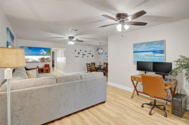 1734 Lakefront Boulevard B, Fort Pierce, FL 34982