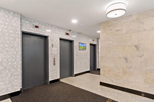 820 Boynton Avenue 16M, Bronx, NY 10473