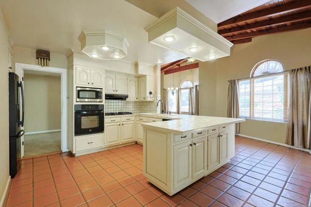 4350 68th Street, La Mesa, CA 91942