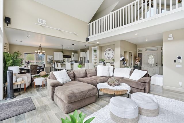 461 Fielder Lane, Grants Pass, OR 97526