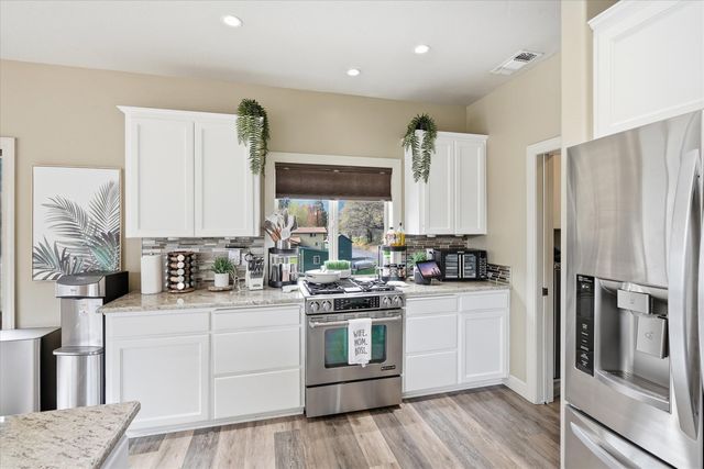 461 Fielder Lane, Grants Pass, OR 97526