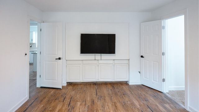 9202 Crawford Road, Columbus, MI 48063