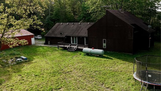 9202 Crawford Road, Columbus, MI 48063
