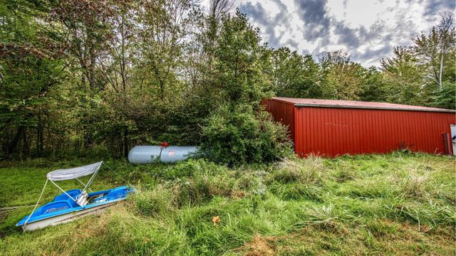 9202 Crawford Road, Columbus, MI 48063