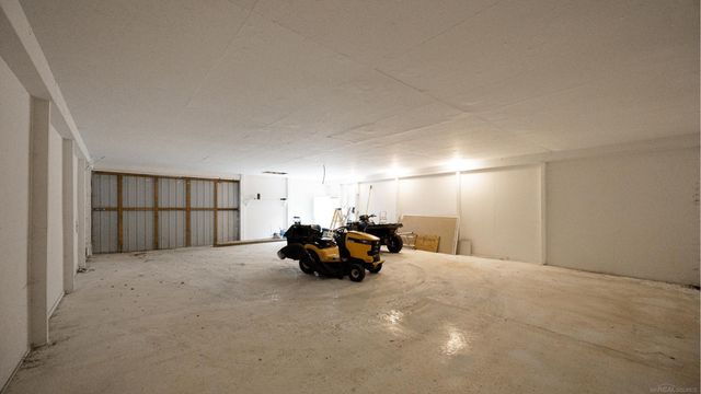 9202 Crawford Road, Columbus, MI 48063