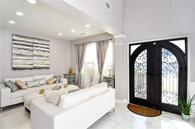 562 Simonton Ridge Trail, Lawrenceville, GA 30045