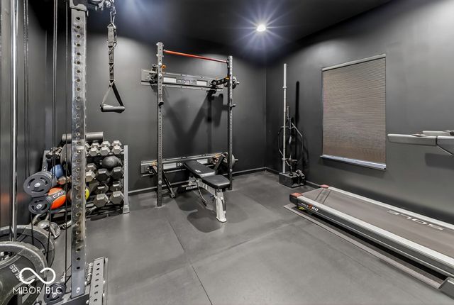 886 Starflower Trace, Greenwood, IN 46143