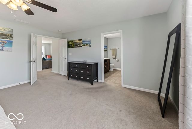 886 Starflower Trace, Greenwood, IN 46143