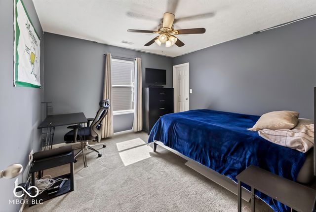 886 Starflower Trace, Greenwood, IN 46143