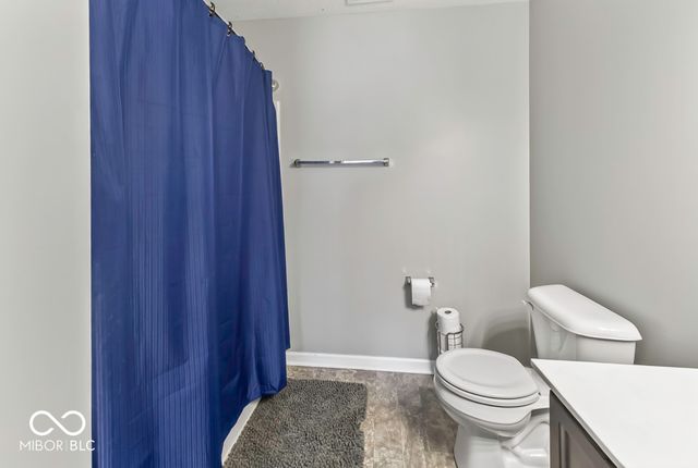 886 Starflower Trace, Greenwood, IN 46143