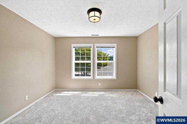 3002 Mahalo Ct SE, Salem, OR 97317