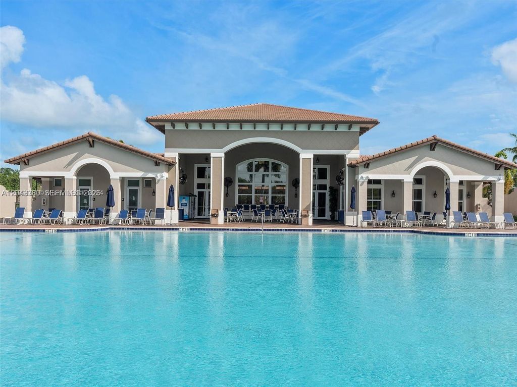 22911 SW 88th Place 721, Cutler Bay, FL 33190