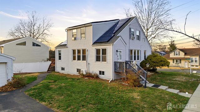 58 Brotherhood Street, Piscataway, NJ 08854