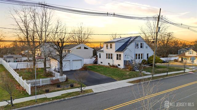 58 Brotherhood Street, Piscataway, NJ 08854