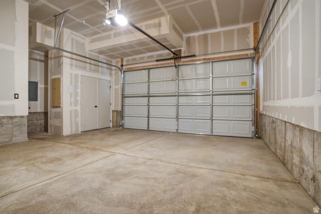 11343 S LAKE RUN RD, South Jordan, UT 84009