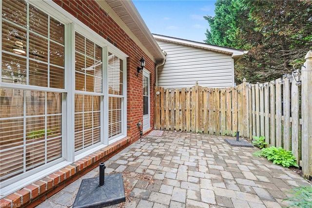 430 Northbridge Drive, High Point, NC 27265