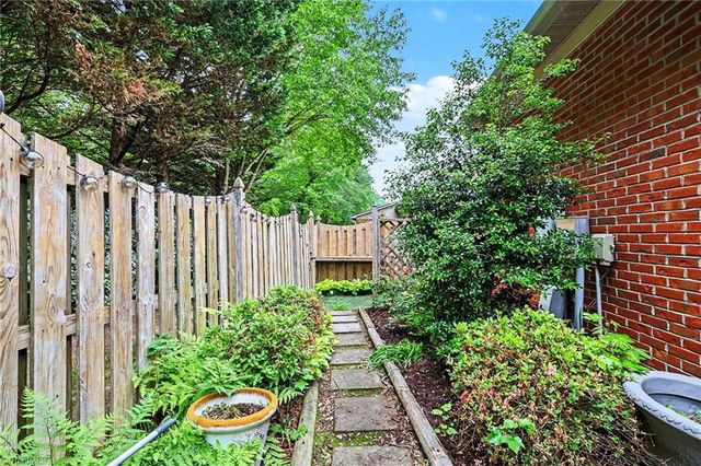 430 Northbridge Drive, High Point, NC 27265