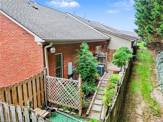 430 Northbridge Drive, High Point, NC 27265