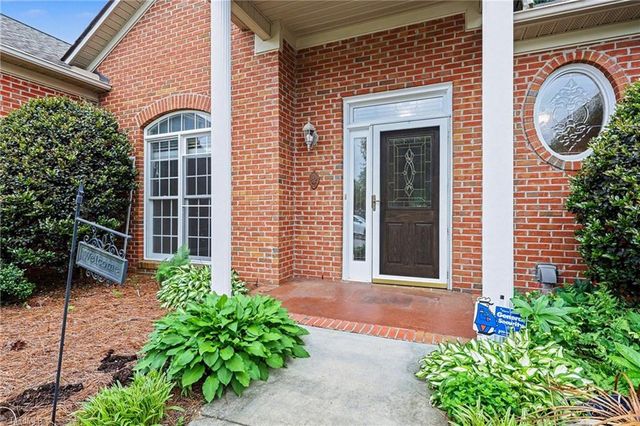 430 Northbridge Drive, High Point, NC 27265