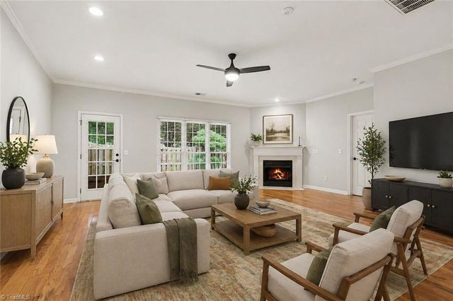 430 Northbridge Drive, High Point, NC 27265