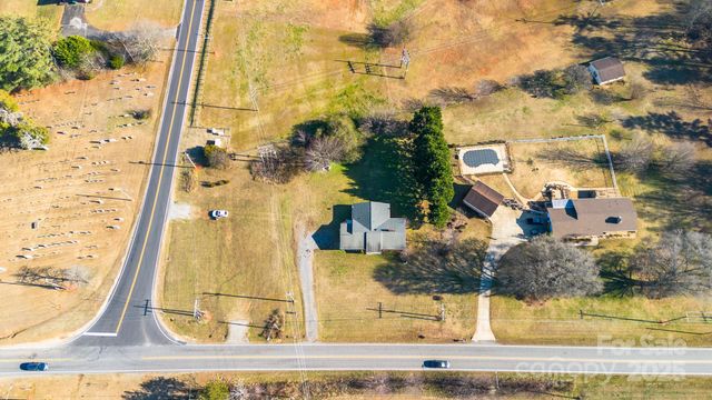 1922 Old Conover Startown Road, Newton, NC 28658