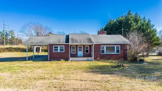 1922 Old Conover Startown Road, Newton, NC 28658