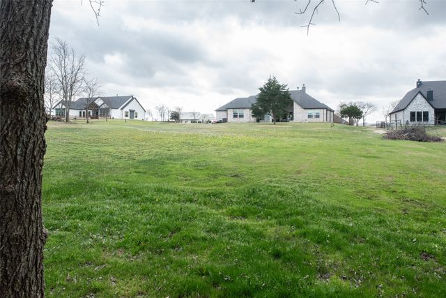 1401 Hunt Road, Gunter, TX 75058