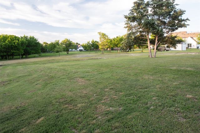 1401 Hunt Road, Gunter, TX 75058