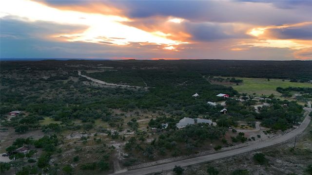 8075 Mount Sharp Road, Wimberley, TX 78676