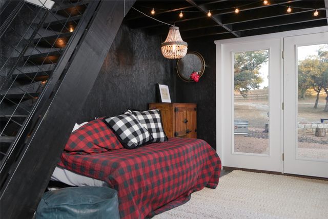 8075 Mount Sharp Road, Wimberley, TX 78676