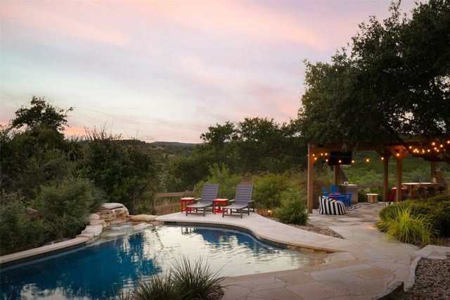 8075 Mount Sharp Road, Wimberley, TX 78676