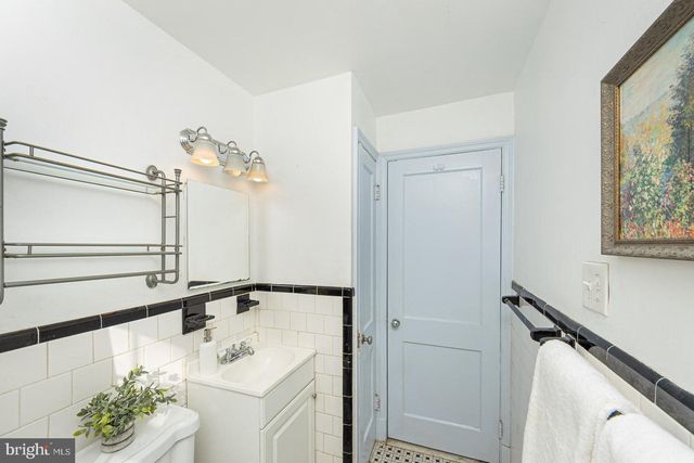 1101 GITTINGS AVE, Baltimore, MD 21239