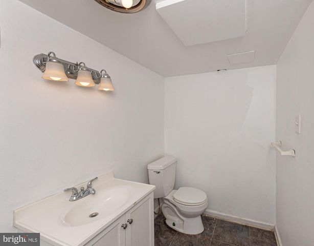 1101 GITTINGS AVE, Baltimore, MD 21239