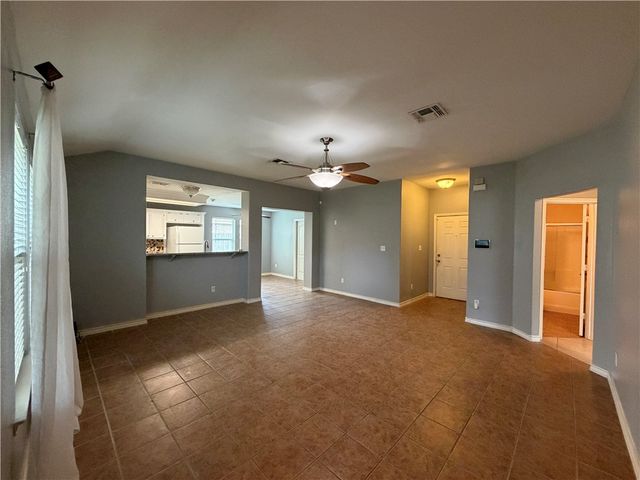 6629 Kodiak Dr, Corpus Christi, TX 78414