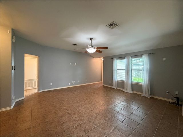 6629 Kodiak Dr, Corpus Christi, TX 78414