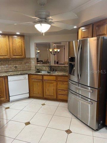 1236 SAINT TROPEZ CIRCLE, Orlando, FL 32806