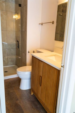 65 W Townhouse Lane 17, Grand Prairie, TX 75052