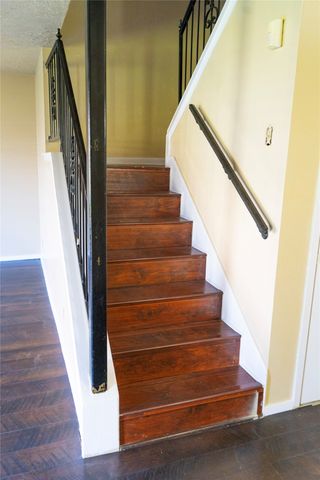 65 W Townhouse Lane 17, Grand Prairie, TX 75052