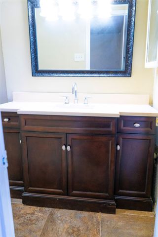 65 W Townhouse Lane 17, Grand Prairie, TX 75052