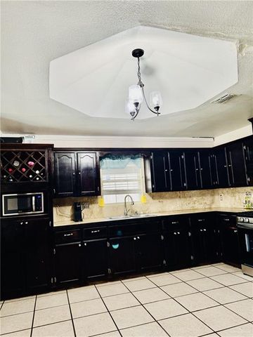 4600 W Monte Cristo Road, Edinburg, TX 78541