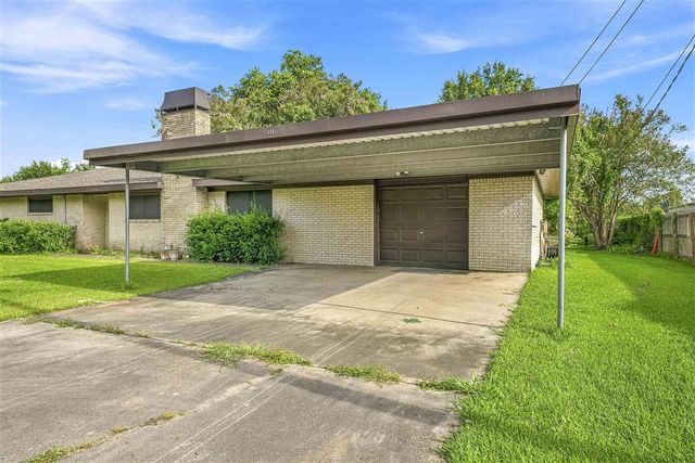 211 W LaGrange Street, Lake Charles, LA 70605