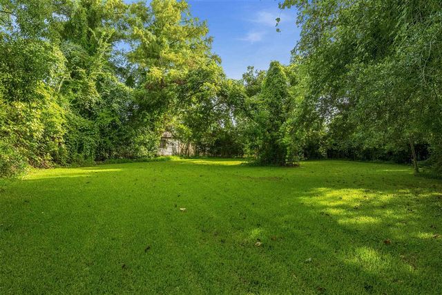 211 W LaGrange Street, Lake Charles, LA 70605