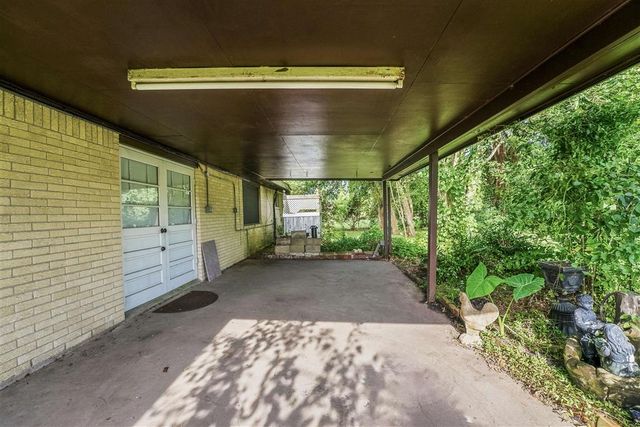 211 W LaGrange Street, Lake Charles, LA 70605