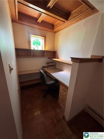 221 East Patterson Street East, Lansford Boro, PA 18232