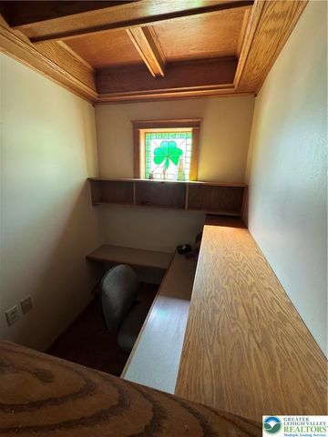 221 East Patterson Street East, Lansford Boro, PA 18232